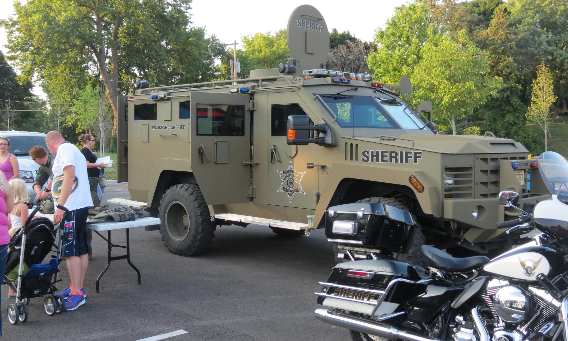 sheriff vehicle